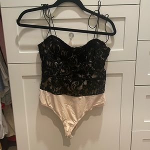 Superdown Stasia Lace Bodysuit